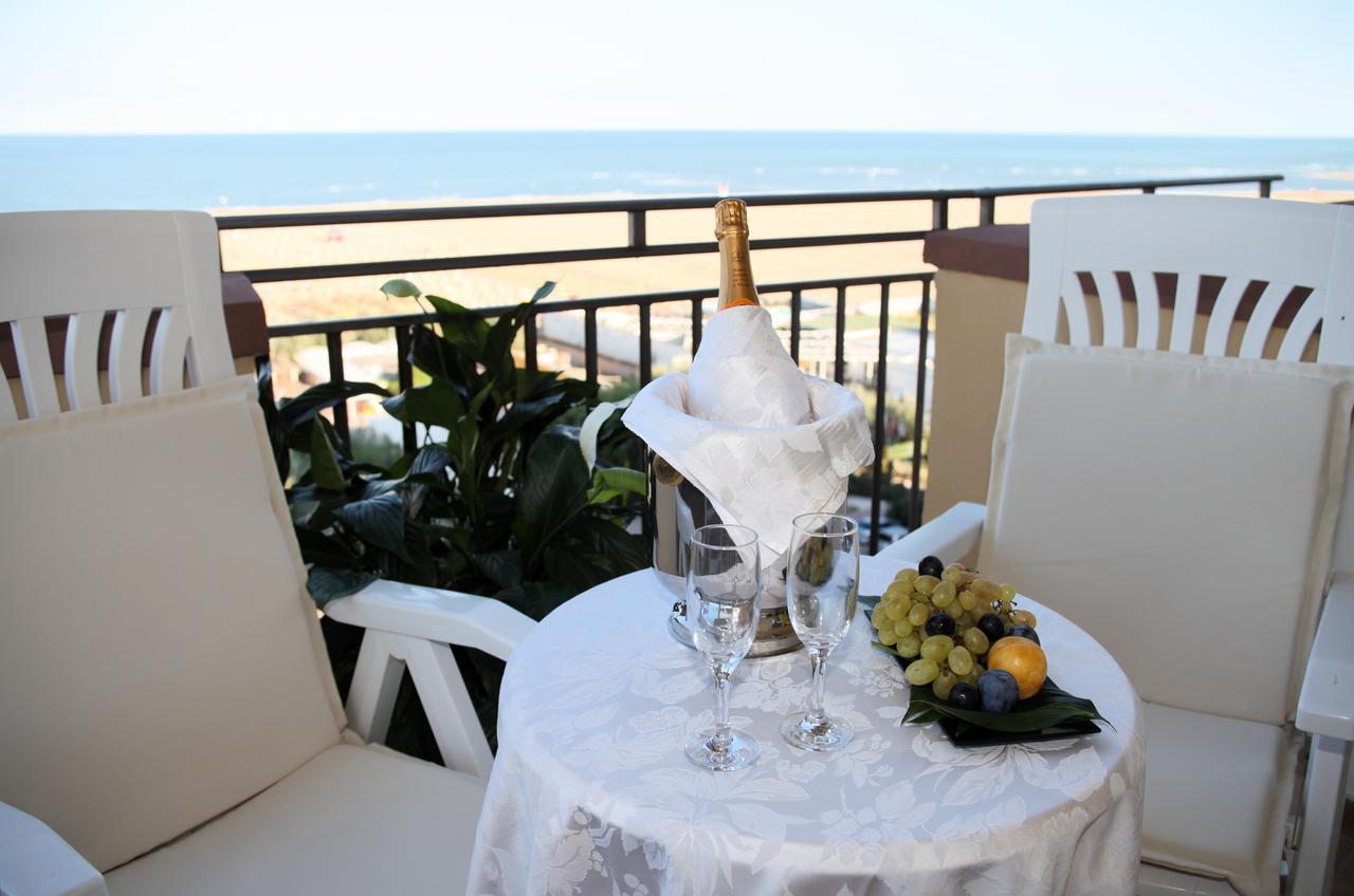 Hotel Plaza Llido Degli Estensi Esterno foto