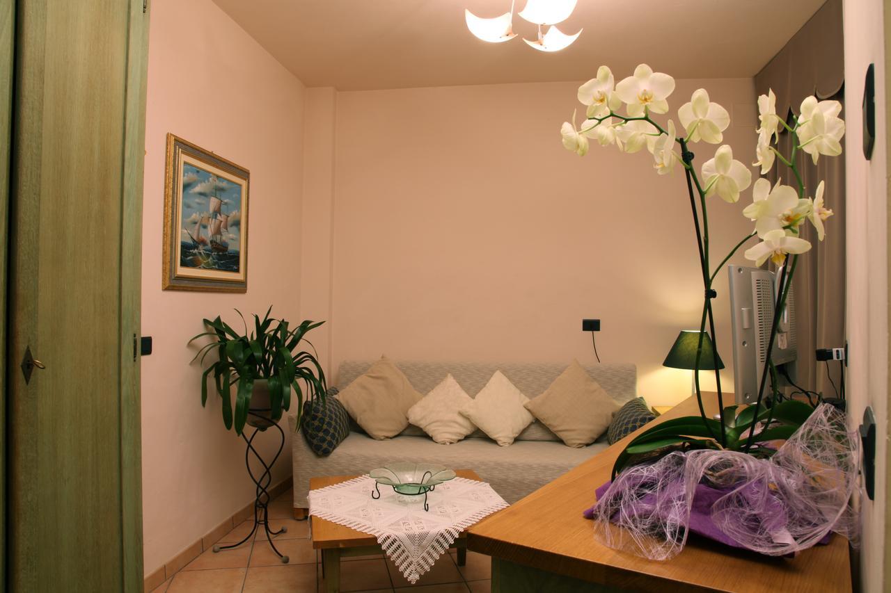 Hotel Plaza Llido Degli Estensi Esterno foto